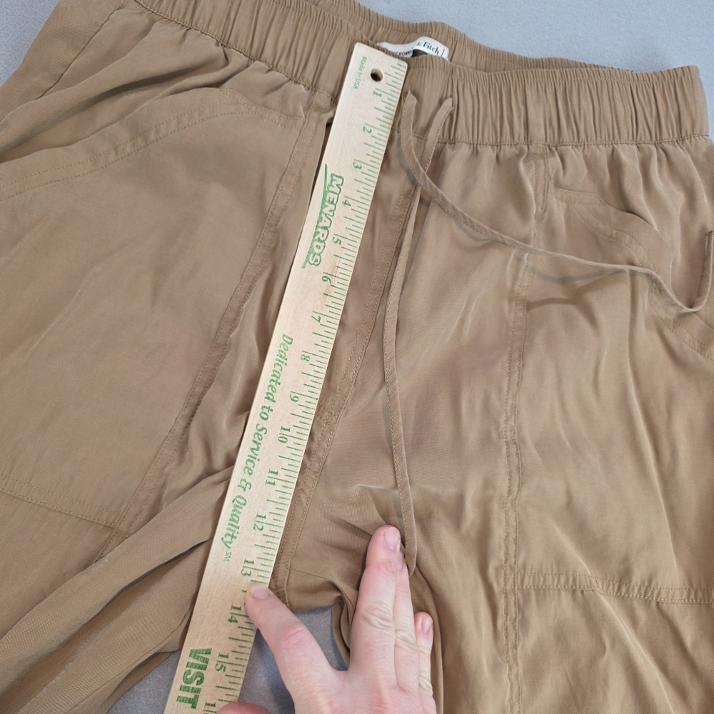 Abercrombie & Fitch Lightweight Modal Joggers‎ Pants Beach Boho Summer Lg SHORT - Picture 9 of 10